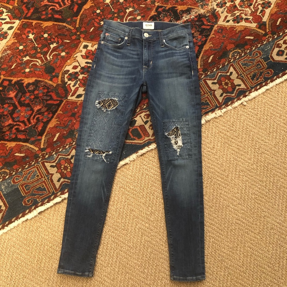 Hudson Nico Midrise Ankle Super Skinny Distressed Jeans • 26
